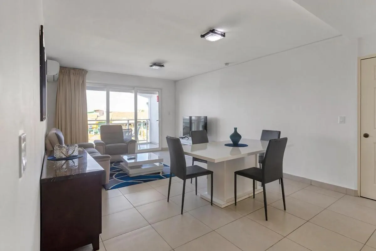 Maho Beach House 1-Bedroom, Oceanfront Lifestyle Apartamento